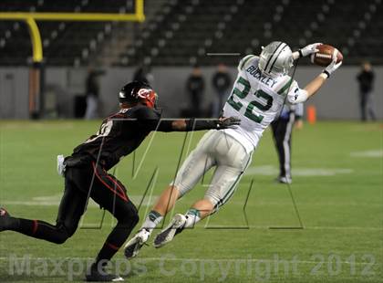 Thumbnail 2 in De La Salle vs. Centennial (CIF State Open Final) photogallery.