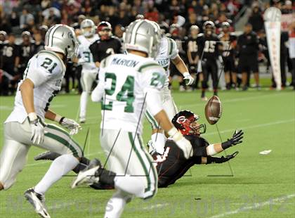 Thumbnail 3 in De La Salle vs. Centennial (CIF State Open Final) photogallery.