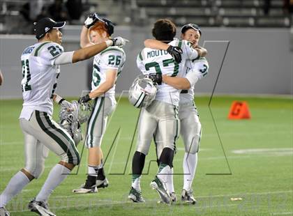 Thumbnail 3 in De La Salle vs. Centennial (CIF State Open Final) photogallery.