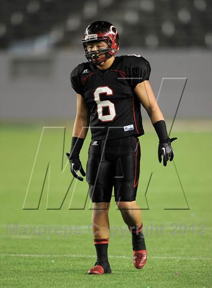 Thumbnail 2 in De La Salle vs. Centennial (CIF State Open Final) photogallery.