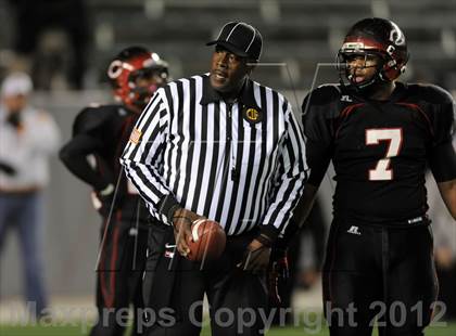 Thumbnail 3 in De La Salle vs. Centennial (CIF State Open Final) photogallery.