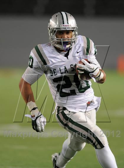 Thumbnail 3 in De La Salle vs. Centennial (CIF State Open Final) photogallery.