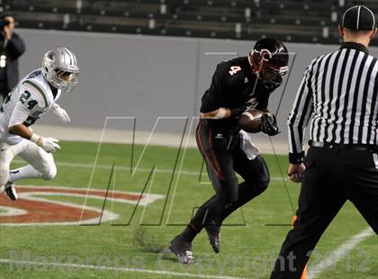 Thumbnail 3 in De La Salle vs. Centennial (CIF State Open Final) photogallery.