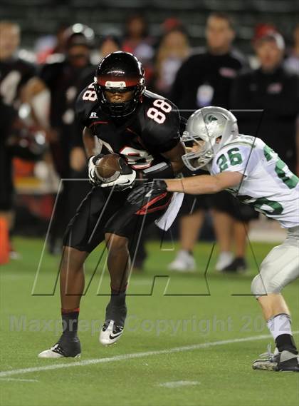 Thumbnail 1 in De La Salle vs. Centennial (CIF State Open Final) photogallery.