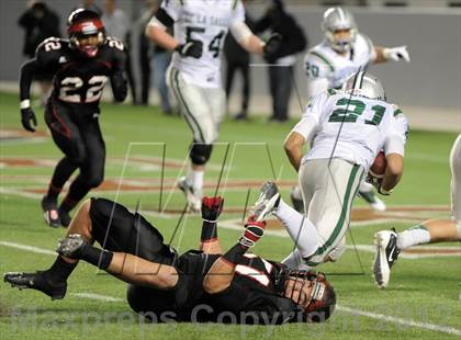 Thumbnail 2 in De La Salle vs. Centennial (CIF State Open Final) photogallery.