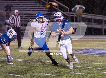 Thumbnail 2 in Indianapolis Shortridge @ Indianapolis Bishop Chatard (IHSAA 4A Sectional semi-final) photogallery.