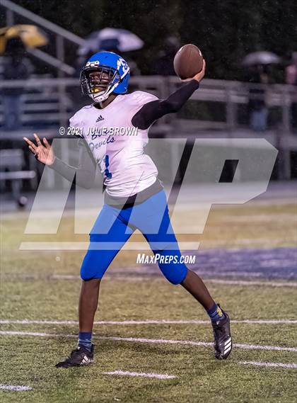 Thumbnail 1 in Indianapolis Shortridge @ Indianapolis Bishop Chatard (IHSAA 4A Sectional semi-final) photogallery.