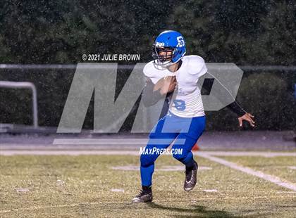Thumbnail 2 in Indianapolis Shortridge @ Indianapolis Bishop Chatard (IHSAA 4A Sectional semi-final) photogallery.
