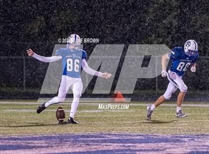 Thumbnail 1 in Indianapolis Shortridge @ Indianapolis Bishop Chatard (IHSAA 4A Sectional semi-final) photogallery.