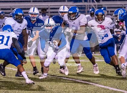 Thumbnail 2 in Indianapolis Shortridge @ Indianapolis Bishop Chatard (IHSAA 4A Sectional semi-final) photogallery.