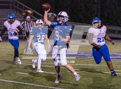 Thumbnail 2 in Indianapolis Shortridge @ Indianapolis Bishop Chatard (IHSAA 4A Sectional semi-final) photogallery.
