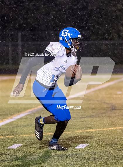 Thumbnail 3 in Indianapolis Shortridge @ Indianapolis Bishop Chatard (IHSAA 4A Sectional semi-final) photogallery.