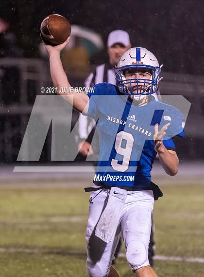 Thumbnail 3 in Indianapolis Shortridge @ Indianapolis Bishop Chatard (IHSAA 4A Sectional semi-final) photogallery.