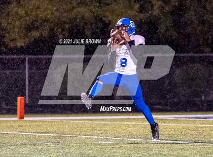 Thumbnail 3 in Indianapolis Shortridge @ Indianapolis Bishop Chatard (IHSAA 4A Sectional semi-final) photogallery.