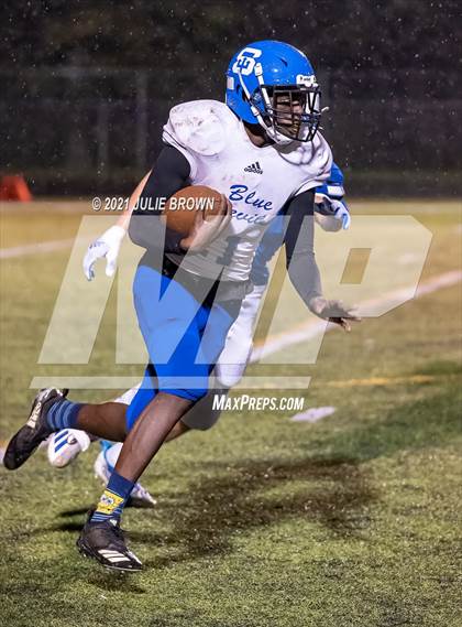 Thumbnail 2 in Indianapolis Shortridge @ Indianapolis Bishop Chatard (IHSAA 4A Sectional semi-final) photogallery.