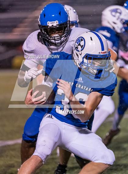 Thumbnail 2 in Indianapolis Shortridge @ Indianapolis Bishop Chatard (IHSAA 4A Sectional semi-final) photogallery.