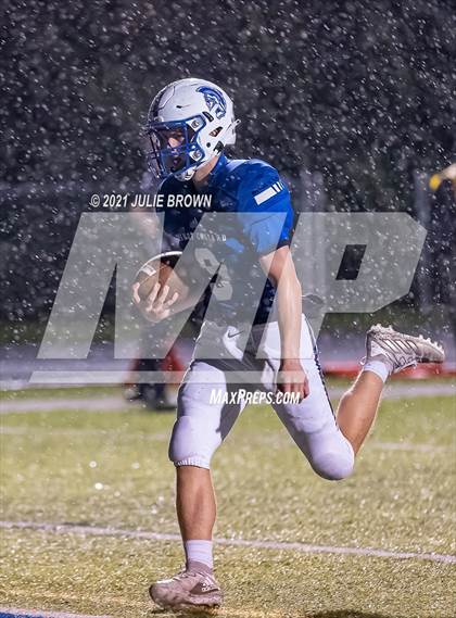 Thumbnail 1 in Indianapolis Shortridge @ Indianapolis Bishop Chatard (IHSAA 4A Sectional semi-final) photogallery.