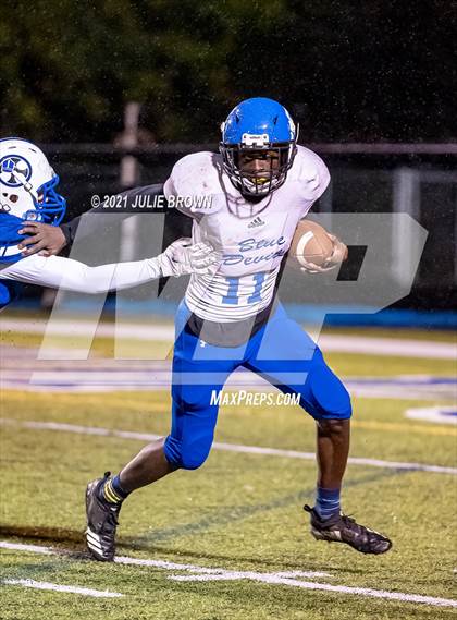 Thumbnail 1 in Indianapolis Shortridge @ Indianapolis Bishop Chatard (IHSAA 4A Sectional semi-final) photogallery.