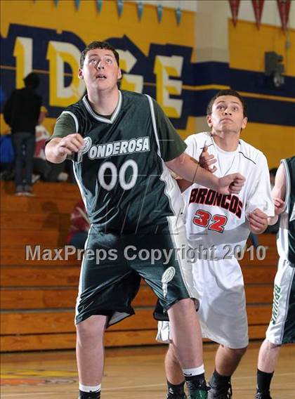 Thumbnail 2 in Ponderosa vs. Bella Vista (Trojan Toss-Up) photogallery.