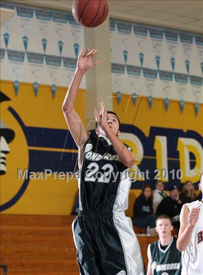 Thumbnail 1 in Ponderosa vs. Bella Vista (Trojan Toss-Up) photogallery.