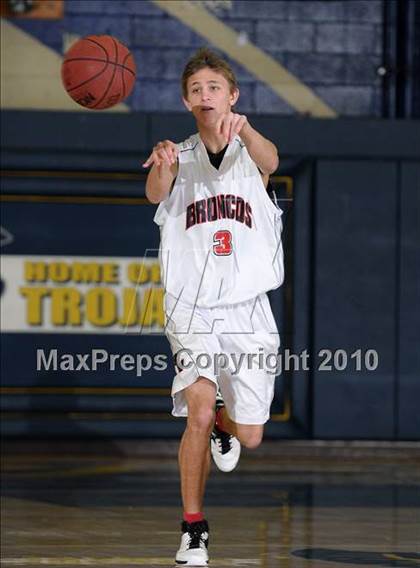 Thumbnail 2 in Ponderosa vs. Bella Vista (Trojan Toss-Up) photogallery.