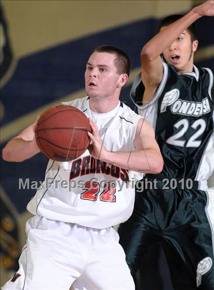 Thumbnail 1 in Ponderosa vs. Bella Vista (Trojan Toss-Up) photogallery.