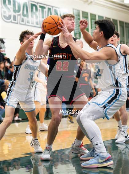 Thumbnail 3 in Clovis North vs Jesuit (MLK Classic) photogallery.