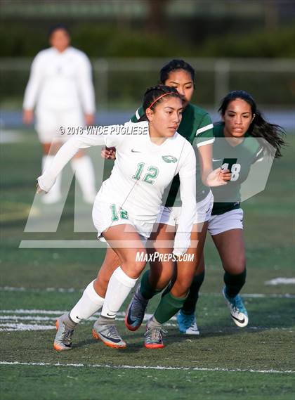 Thumbnail 3 in Narbonne vs. Eagle Rock (CIF LACS D2 Final) photogallery.