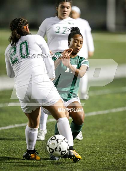 Thumbnail 1 in Narbonne vs. Eagle Rock (CIF LACS D2 Final) photogallery.