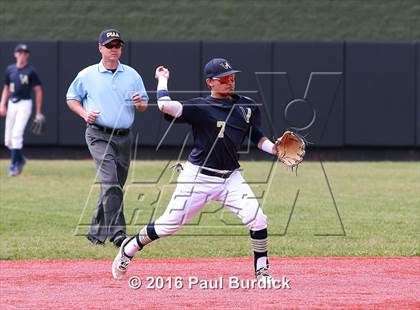 Thumbnail 3 in DuBois Central Catholic vs Vincentian Academy (PIAA Class A First Round) photogallery.