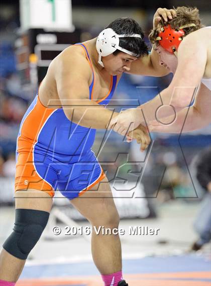 Thumbnail 3 in WIAA 3A 285 LB Championship photogallery.