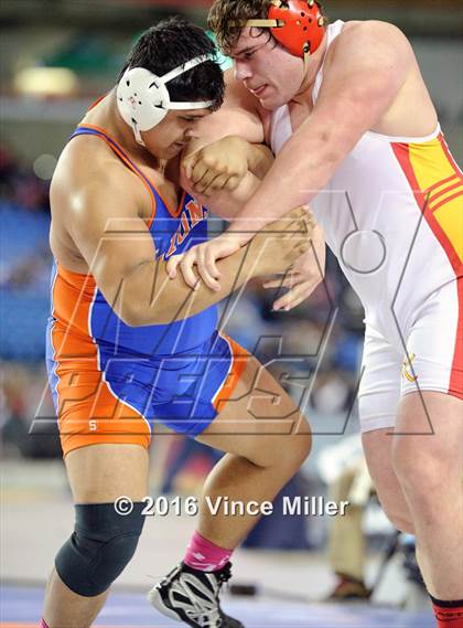 Thumbnail 2 in WIAA 3A 285 LB Championship photogallery.