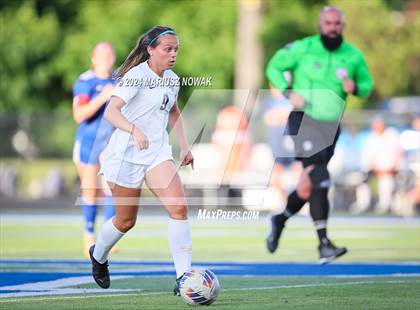 Thumbnail 3 in Rochester vs Stoney Creek (MHSAA D1 District Payoff) photogallery.