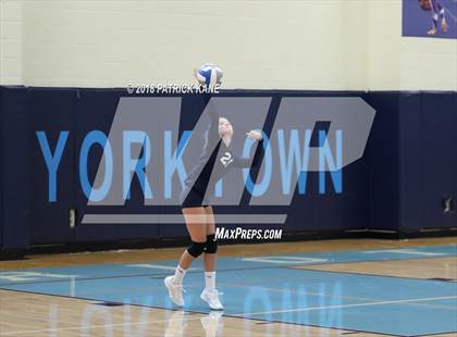 Thumbnail 2 in Washington-Lee @ Yorktown photogallery.