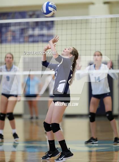 Thumbnail 2 in Washington-Lee @ Yorktown photogallery.