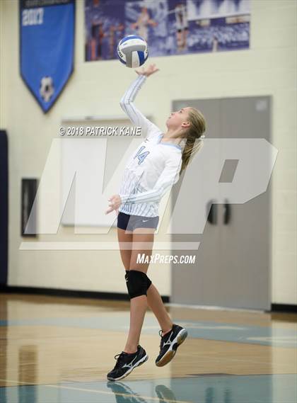 Thumbnail 3 in Washington-Lee @ Yorktown photogallery.