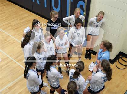 Thumbnail 2 in Washington-Lee @ Yorktown photogallery.