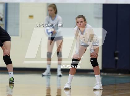 Thumbnail 3 in Washington-Lee @ Yorktown photogallery.