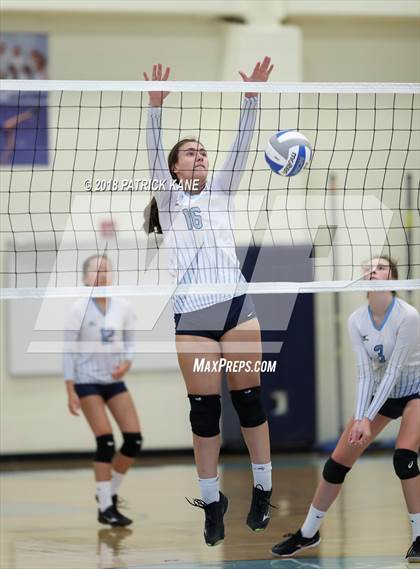 Thumbnail 2 in Washington-Lee @ Yorktown photogallery.
