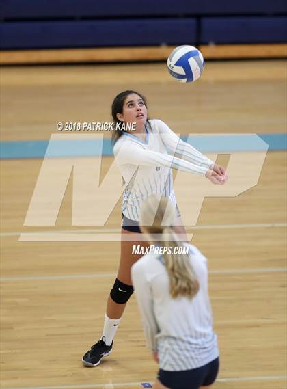 Thumbnail 3 in Washington-Lee @ Yorktown photogallery.
