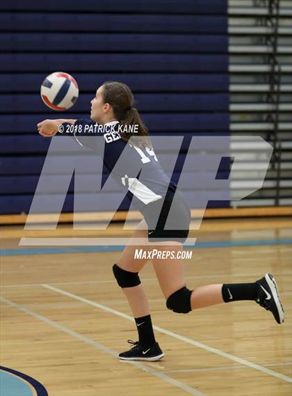 Thumbnail 2 in Washington-Lee @ Yorktown photogallery.
