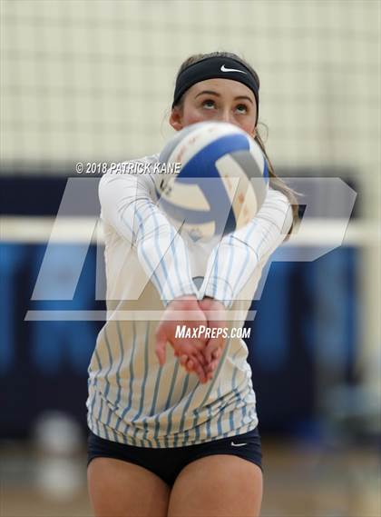 Thumbnail 1 in Washington-Lee @ Yorktown photogallery.
