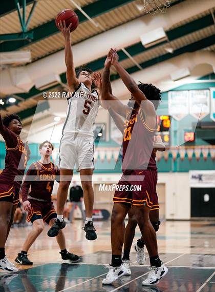 Thumbnail 3 in Edison vs. Whitney (Simply Basketball Showcase) photogallery.