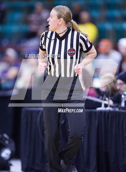 Thumbnail 1 in Windsor vs. Mead (CHSAA 5A Great 8) photogallery.