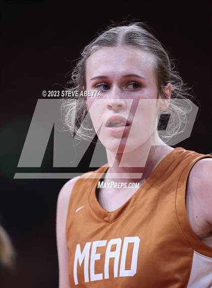 Thumbnail 2 in Windsor vs. Mead (CHSAA 5A Great 8) photogallery.