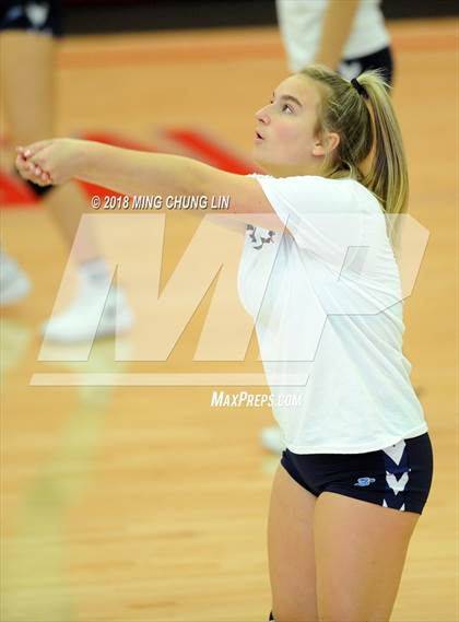 Thumbnail 2 in Marymount @ Mater Dei (CIF State Open Division Regional Final) photogallery.