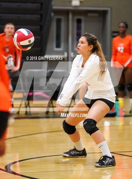 Thumbnail 1 in California vs. Pittsburg (CIF NCS D1 Playoff Round 1) photogallery.