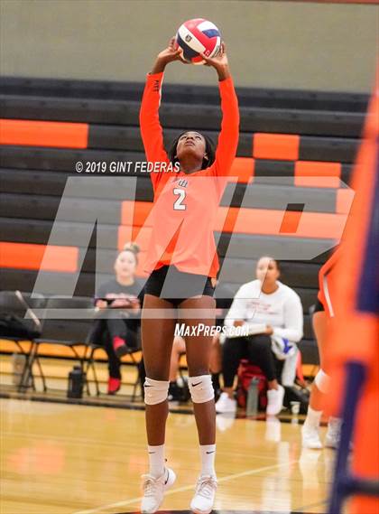 Thumbnail 1 in California vs. Pittsburg (CIF NCS D1 Playoff Round 1) photogallery.