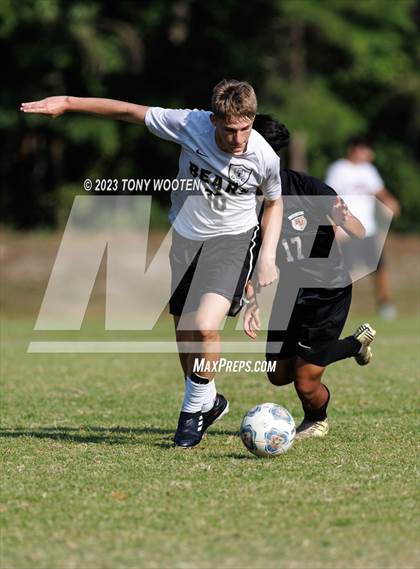 Thumbnail 2 in Gray's Creek vs South View (Battle of the Bell) photogallery.