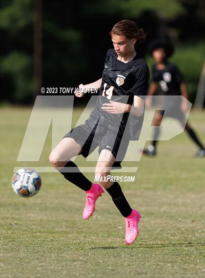 Thumbnail 3 in Gray's Creek vs South View (Battle of the Bell) photogallery.